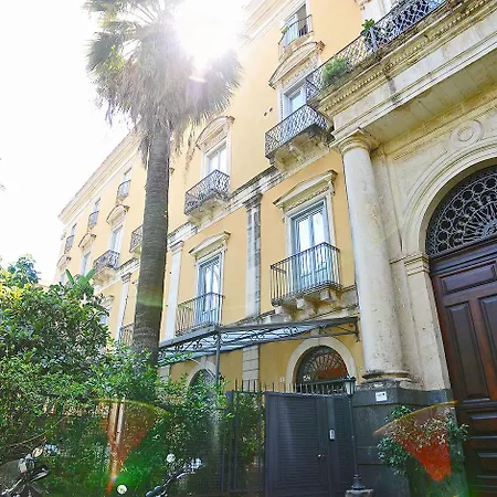 Alojamento de Acomodação e Pequeno-almoço Il Giardino Falcone 3*